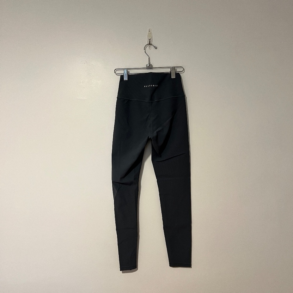 NWOT ALL FENIX Anita Ribbed Core 7/8 Performance Legging sz S in Grey - Picture 6 of 8